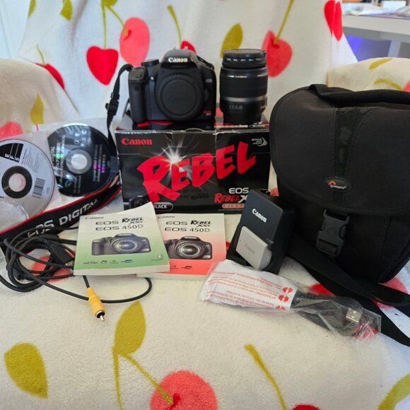 Canon EOS Rebel XSi Digital DSLR Camera Kit + Additional Accessories - Picture 1 of 10